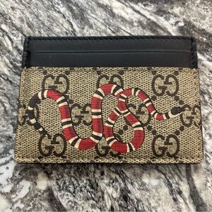Gucci Beige and Black Card Holder with Red Snake